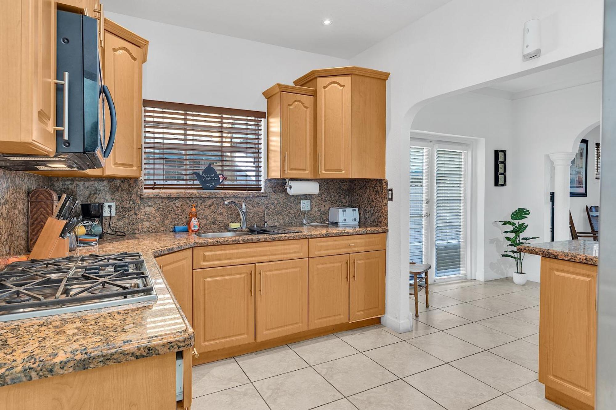Private Room In Little Havana Маями Екстериор снимка