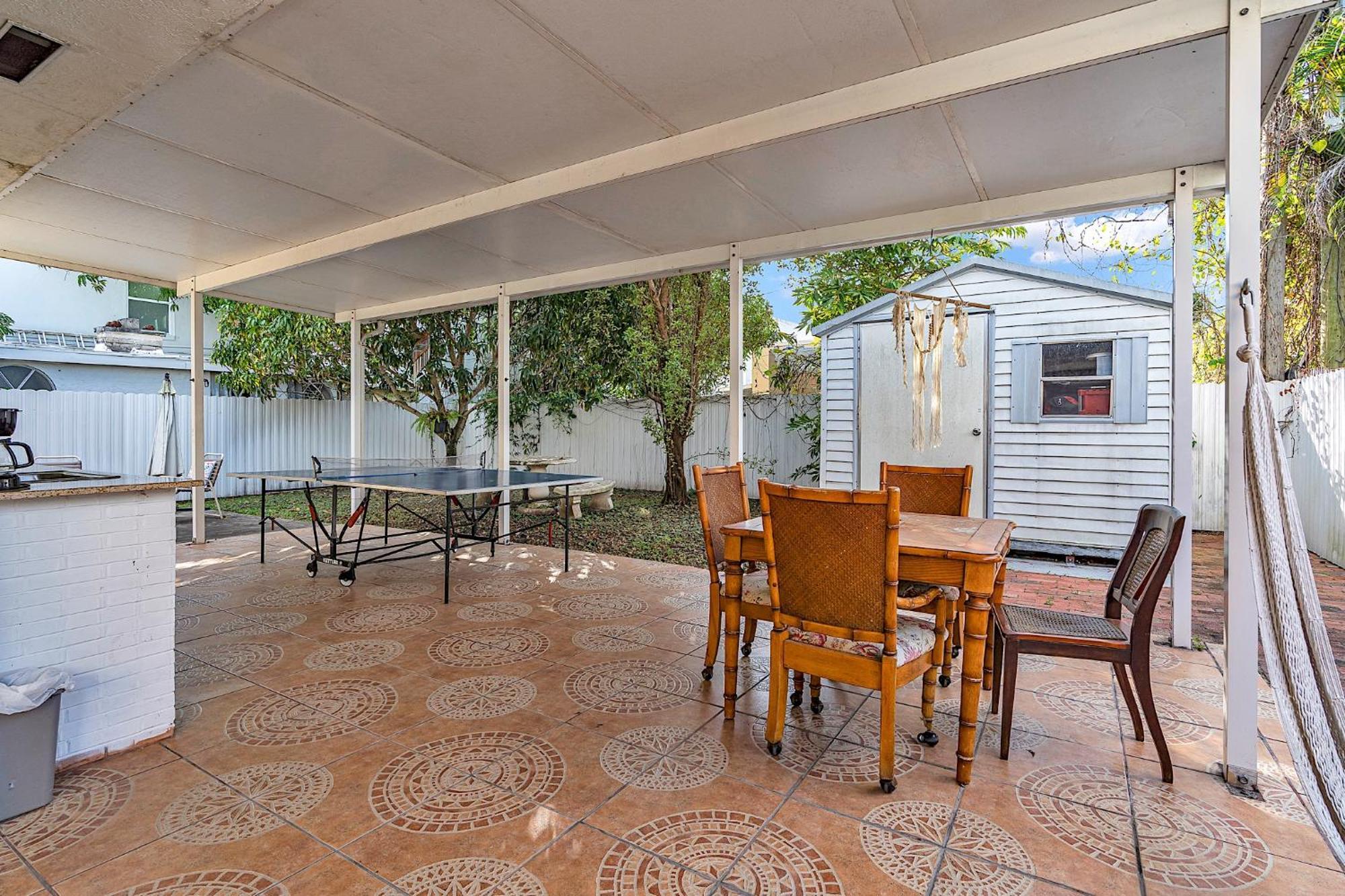 Private Room In Little Havana Маями Екстериор снимка